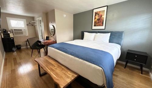 King Room