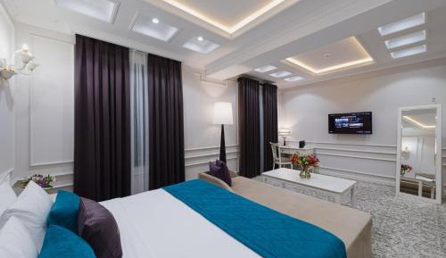 Deluxe Junior Suite