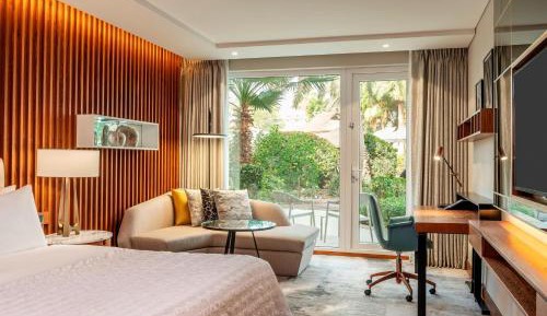 Deluxe Room, Guest Room, Garden View
