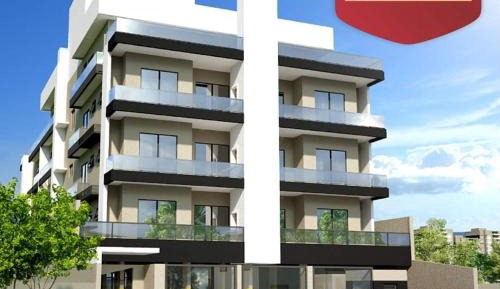 Apartment with Mountain View