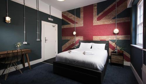 Superior King Room