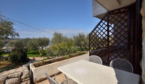 One-Bedroom Apartment with Terrace