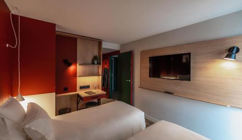 Twin Room with Terrace
