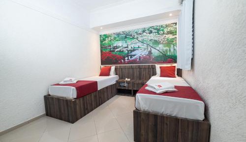 Twin Room with Private Bathroom