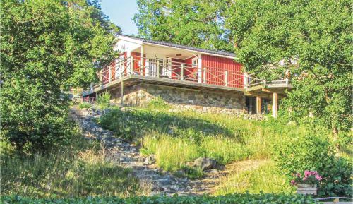One-Bedroom Holiday Home