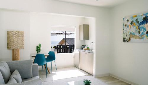 Deluxe King Suite