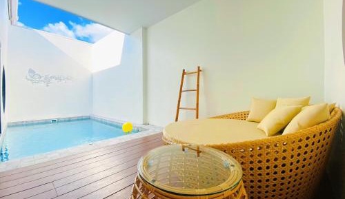Double Room with Pool View