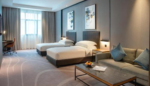 Premier Twin – Beach transfer & Free Shuttle to Deira city center mall