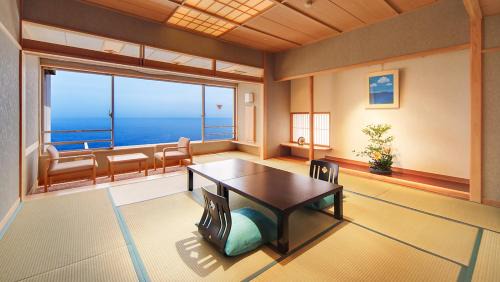Japanese-Style Room