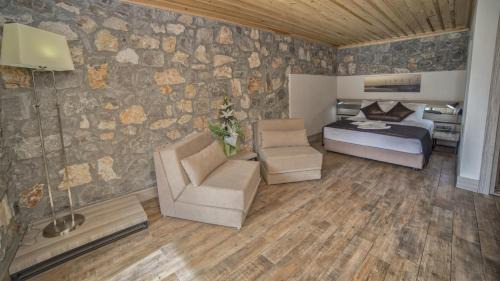 Deluxe Double Room with Mountain View