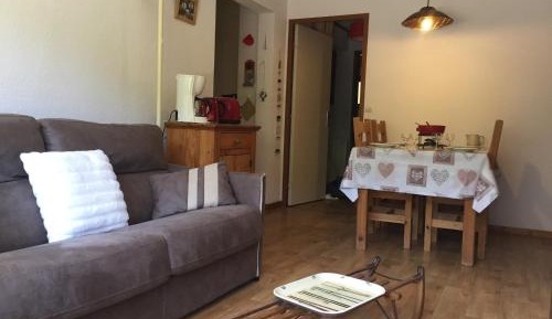 Apartment (6 Adults)
