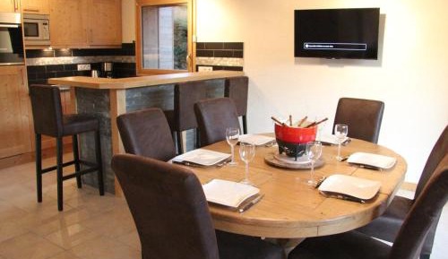 Apartment (6 Adults)