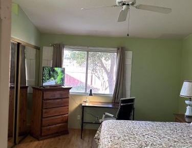 Queen Room with Garden View