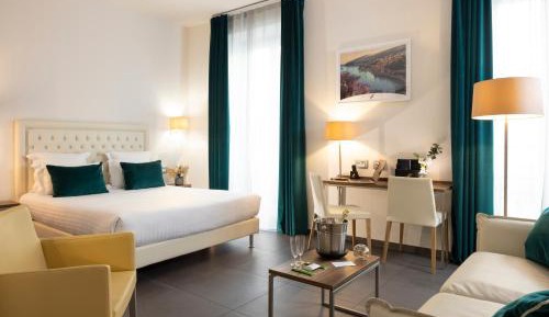 Executive Triple Room