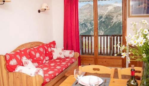 Apartment (6 Adults)