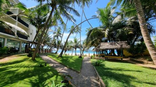 Standard Triple Room with Sea View