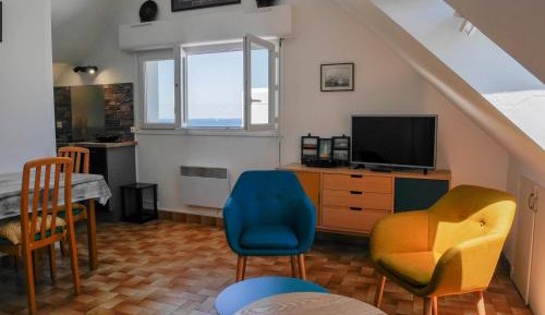 Apartment (4 Adults)