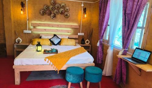 King Room with Mountain View