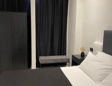 Queen Room with Spa Bath