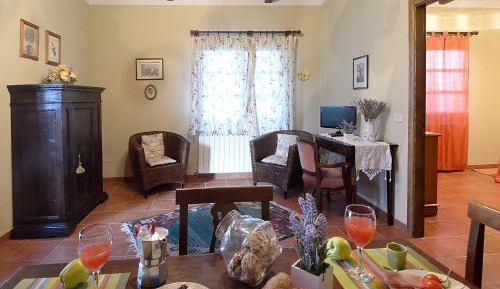 One-Bedroom Apartment (2 Adults)