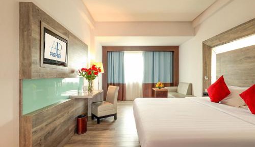 Deluxe King Room