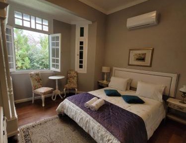 Queen Suite