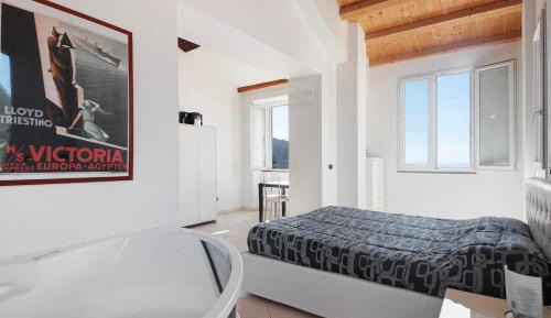 Superior One-Bedroom Apartment