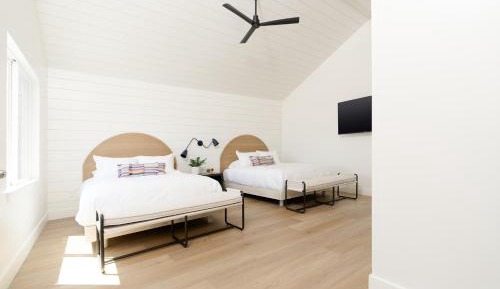 Queen Room with Two Queen Beds