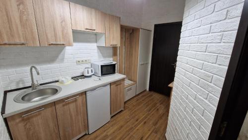Apartment with Shower