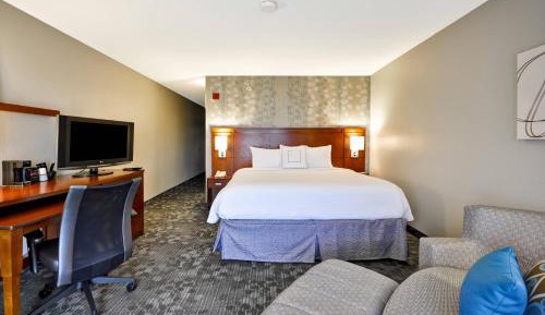 Deluxe King Room with Sofa Bed