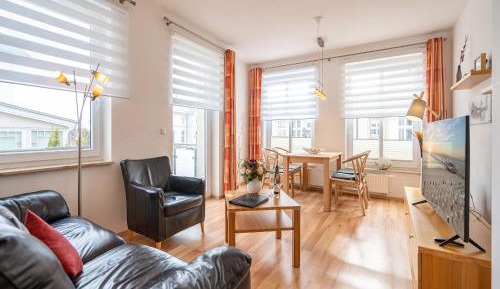 One-Bedroom Apartment with Balcony