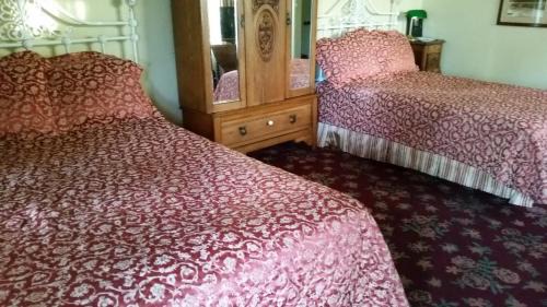 Superior Double Room with Two Double Beds