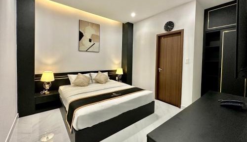 Standard King Room