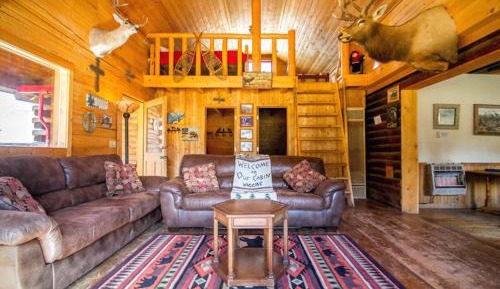Four-Bedroom Holiday Home