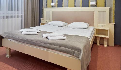 Superior King Suite