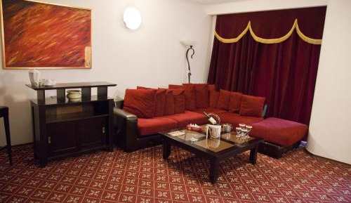 Presidential Apartment