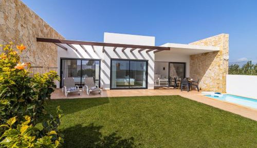 Villa with Private Pool
