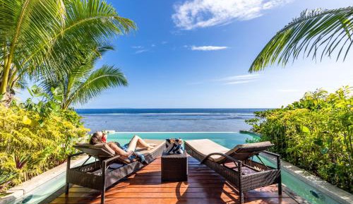 Grand Oceanfront Villa (Sea View Pool)