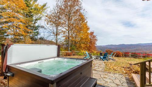 Four-Bedroom Holiday Home