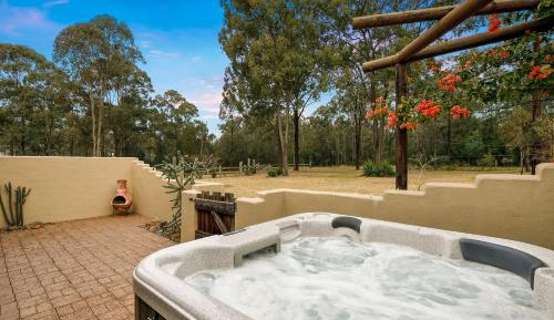 Villa 2 with Hot Tub