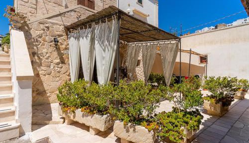 Studio with Terrace