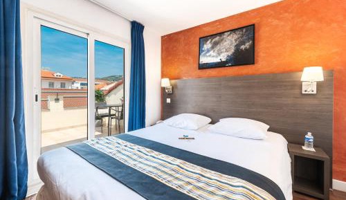 Superior Double Room with Terrace