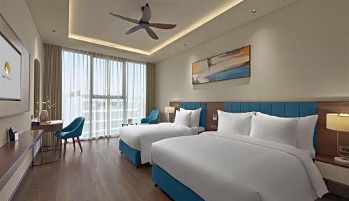 Deluxe Triple Room with City View