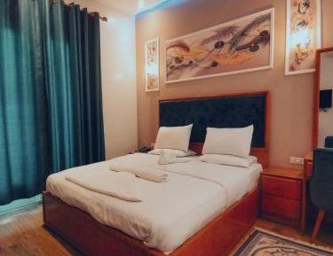 Deluxe Double Room with Balcony