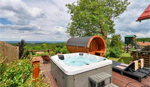 Two-Bedroom Holiday Home