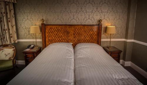 Large Twin Room