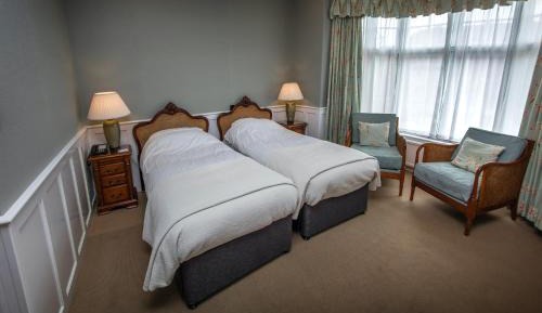 Superior Twin Room