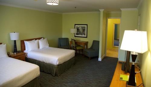 Deluxe Double Room with Private Bath