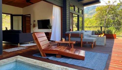 Deluxe Family Suite
