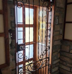 Queen Room with Balcony